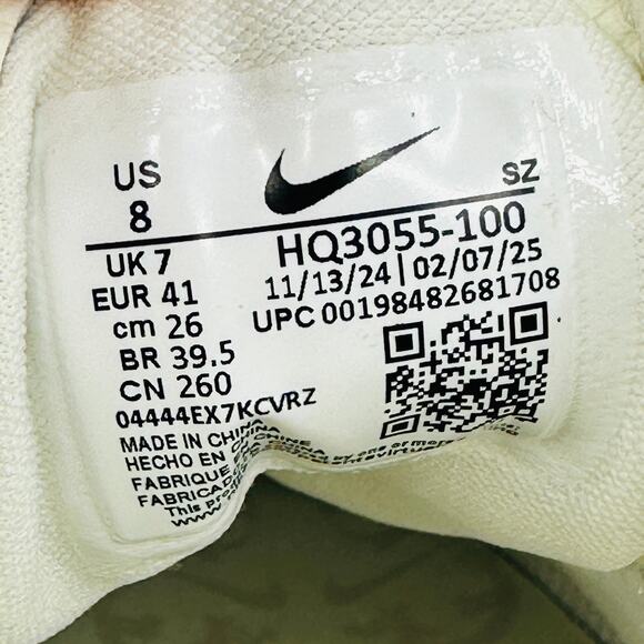 Athletic_Shoes